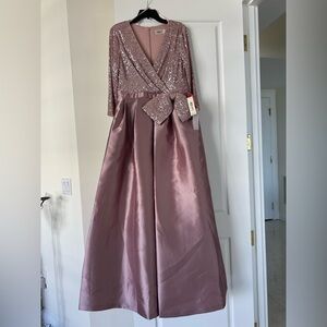 NWT Mother of the Bride Eliza J gown